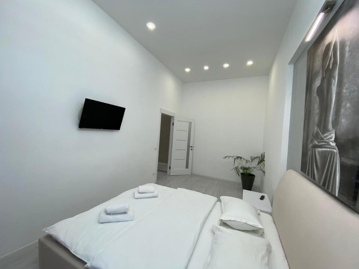 Galicia Apartments Lviv Exterior photo
