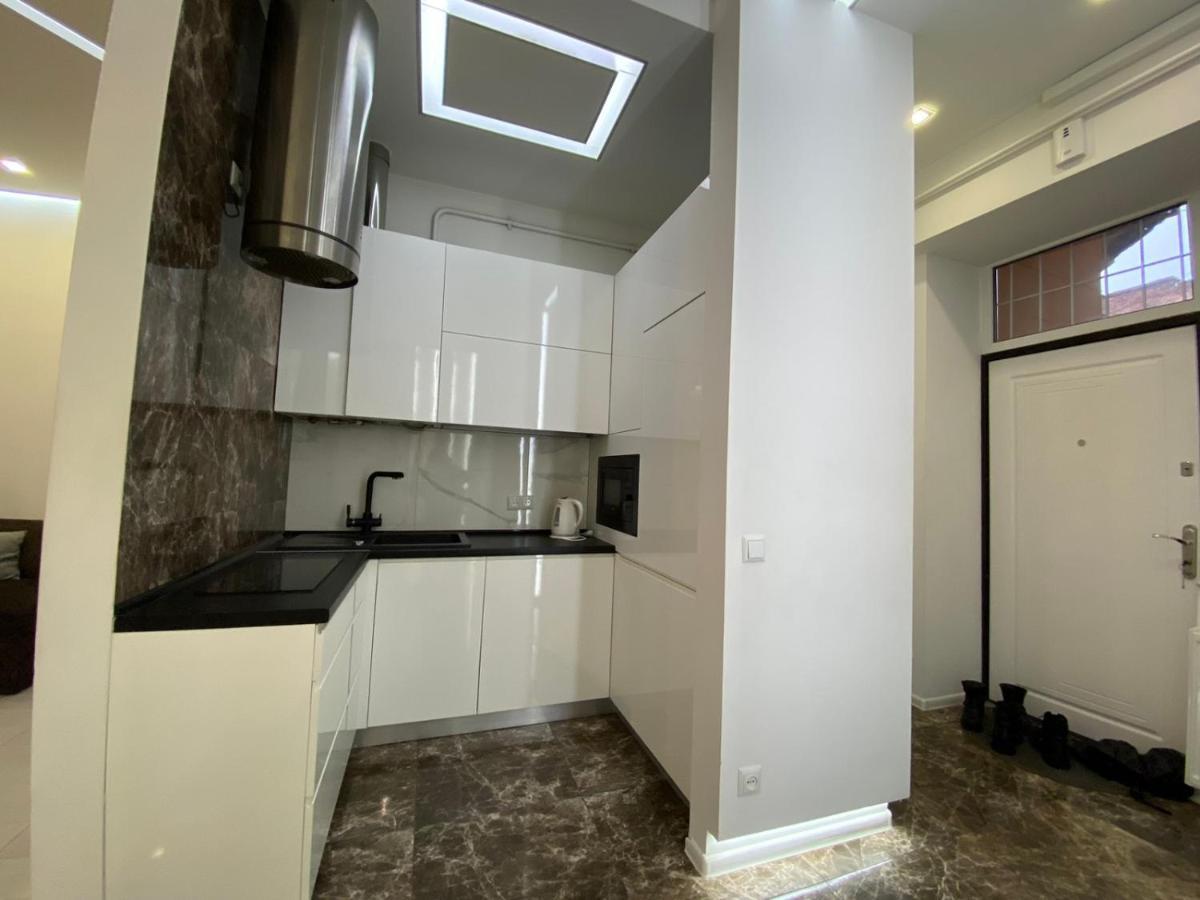 Galicia Apartments Lviv Exterior photo